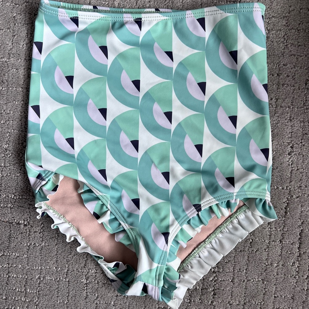Kortni Jeane all ruffled up bottoms
